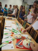 9. Dort rychle mizí:)