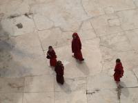 Mladí mnichové v klášteře Likkir