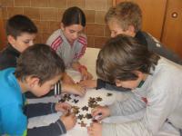 03. skládání puzzle